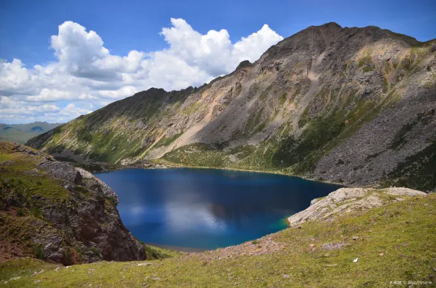 Cuotong Emerald Lake (Sanlian Lake)