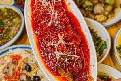 尹二姐守艺川菜(美专校街店)