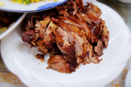 BAI DA JIE NONG GU XIAN YU GUAN