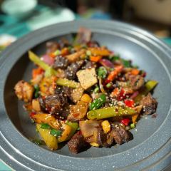 青朴庭院餐厅 User Photo
