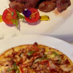 天空之城·全景旋转餐厅 User Photo