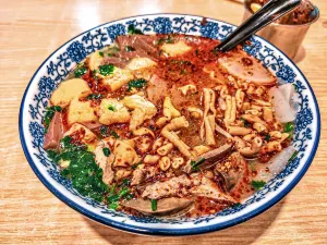 小潘记鸭血粉丝汤