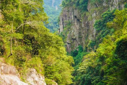 石门台小水洞农庄
