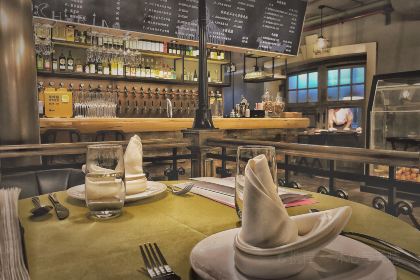 Qiulin Western Restaurant