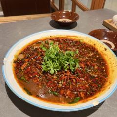余姚市凤山街道城东路888号(华润五彩城)五楼501半步颠小酒馆(五彩城店) User Photo