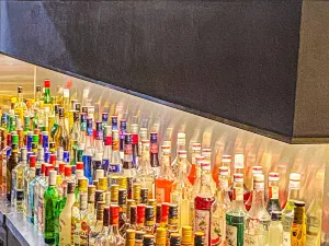 LOADING·bistro