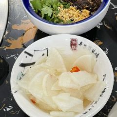 鸿馥养生豆浆鸡火锅(弥勒店) User Photo