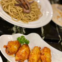 Luomazhilian (guanyaguangchang) User Photo