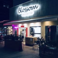 Blossom Coffee(凤凰北店) User Photo