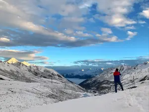 日照金山