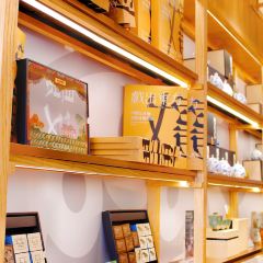 CHAGEE霸王茶姬(陆良店) User Photo