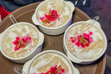 蛙来哒(陆丰岁宝百货店)