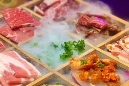 樱悦岛·黑牛炭火烤肉(晋江万达店)