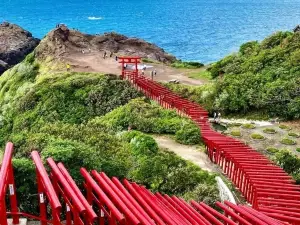 Nguyên Nãi Ngung Thần Xã