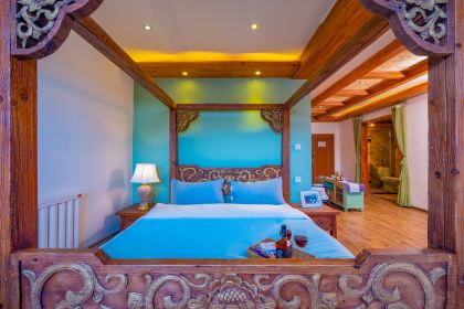 三色云河(泸沽湖大落水店)