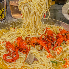 螺丝找虾(1912店) User Photo