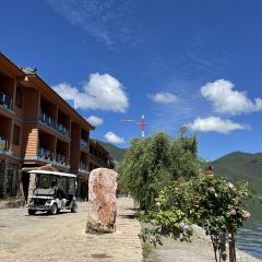 三色云河(泸沽湖大落水店) User Photo