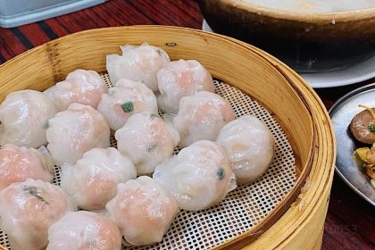 威仔猪杂粥(富城店)