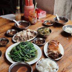 兴开乳猪饭店 User Photo