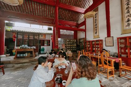 石屏会馆老普洱菜