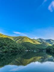 Jinghu Lake