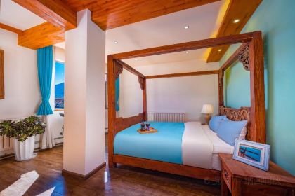 三色云河(泸沽湖大落水店)