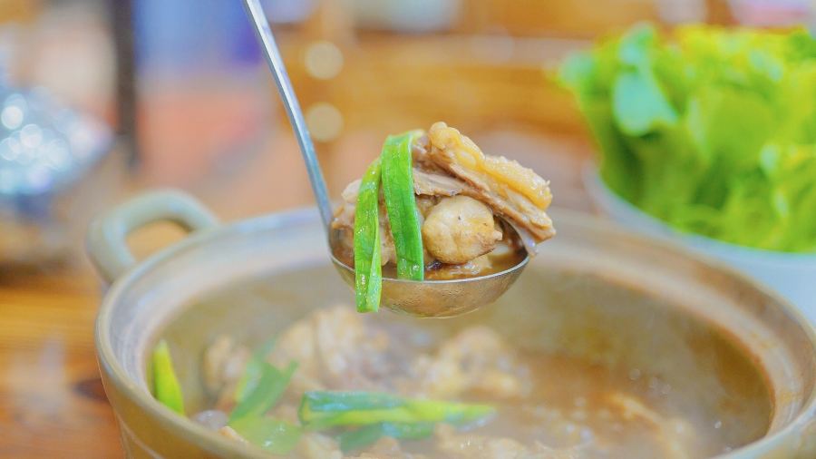 深夜食堂四季炭爐雞煲