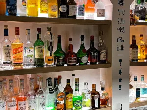 吉舍Cafe&Bar(埂子街店)
