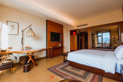 长白山温泉皇冠假日酒店·彩丰楼中餐厅