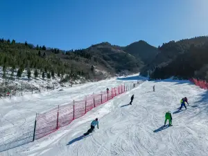 Jinxiangshan Ski Field