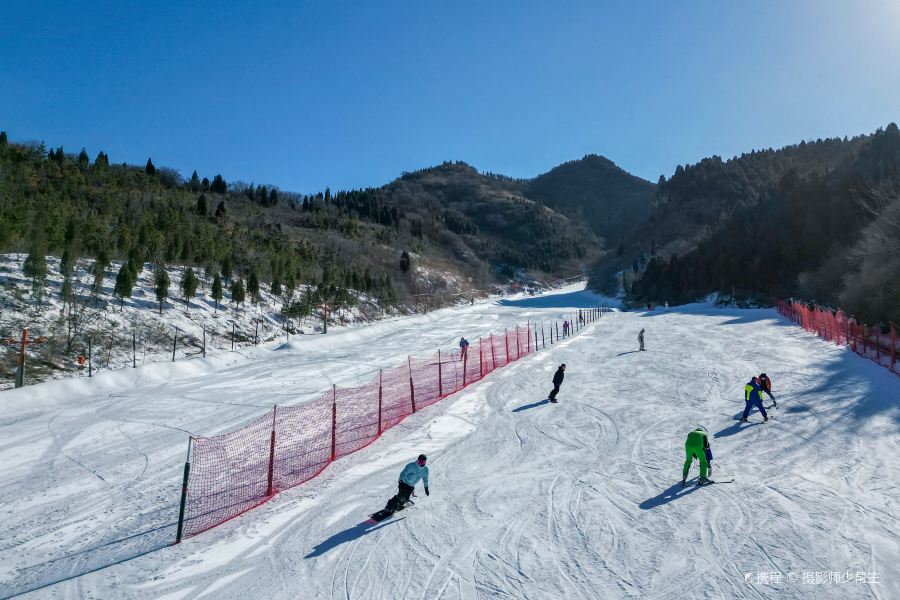 金象山滑雪場