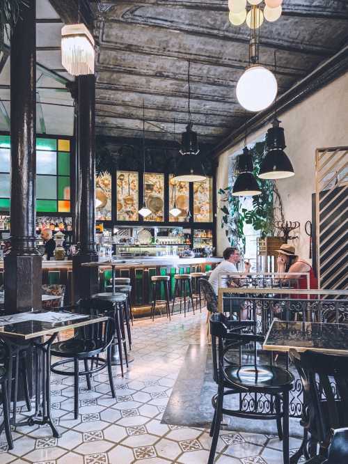 DORA TAPAS BAR