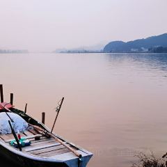 Luotong Jiuxing Fishing Village Restaurant 여행 사진