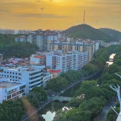 天空之城·全景旋转餐厅 User Photo