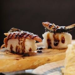 Yue Niu Ren Buffet Charcoal Grill Wagyu and Exquisite Japanese Cuisine User Photo