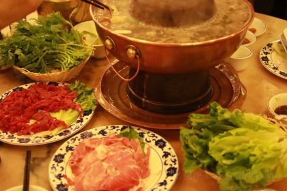 Hung-Mao-Zhai (Huai River Road)