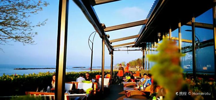 Tomur Cafe