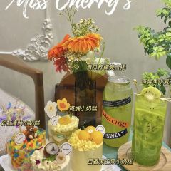 Miss Cherrys澈莉甜品(万达店) User Photo