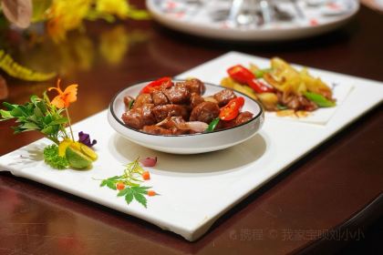 鸿恩陶然大观园