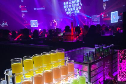 HUA HAI | LIVE HOUSE