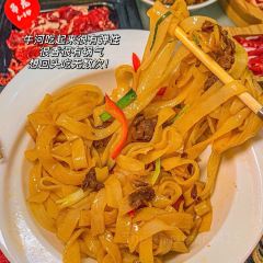 牛沙暴潮汕牛肉火锅(章江南大道店) User Photo