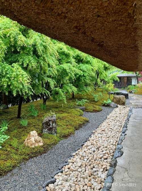 Bread, Espresso and Arashiyama Garden “BREAD &”