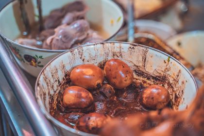 叶新小吃店(来凤小区总店)