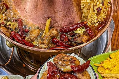小V家秘制火锅鸡(龙湖总店)