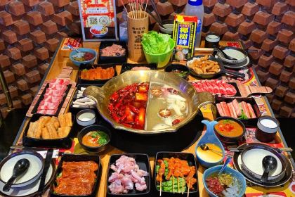 蜀小火集市火锅(宝龙店)