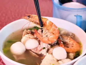 炳忠粿条面