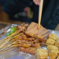 云南建水鸡脚王烧烤(商贸路店) 여행 사진