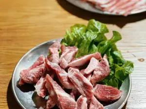 朴家烤肉(万盛南街店)