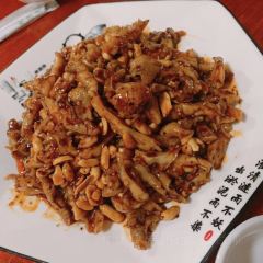 XIAO QIAO LIU SHUI REN GU SHUI ZHU YU User Photo