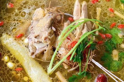 乙丙丁正宗昭通天麻火腿鸡(总店)